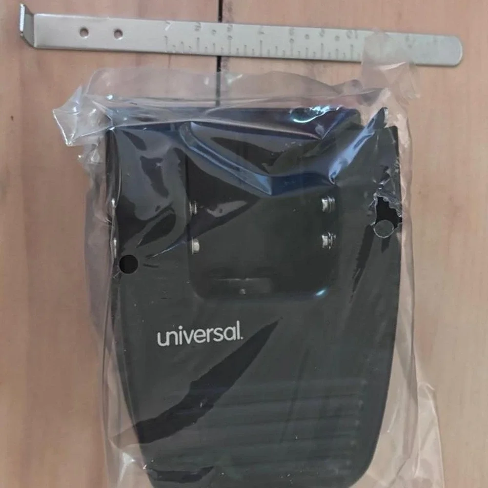 Brand new in box! 📦 Never opened or used Universal heavy-duty 2-hole puncher